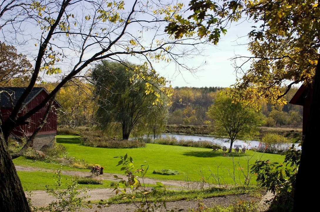 Pine Grove Park Bed & Breakfast Guest House Reedsburg Bagian luar foto